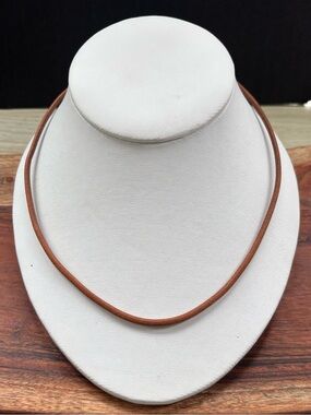 Classic Brown Leather Choker Chain Necklace 18” Silver Clasp
